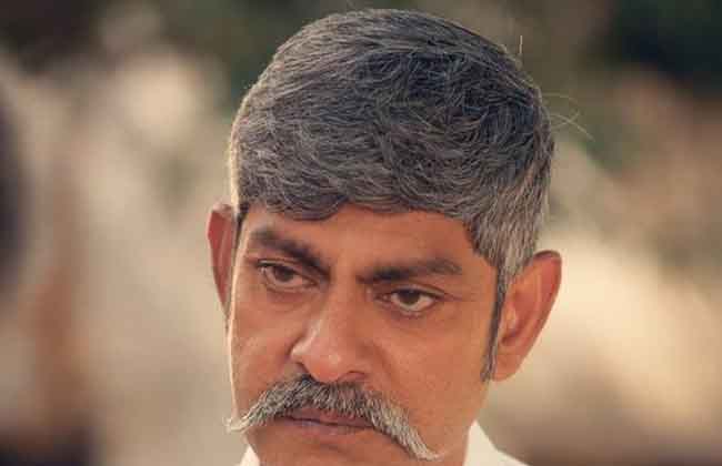 Jagapathi Babu as YS Raja Reddy in Yatra Movie -10TV