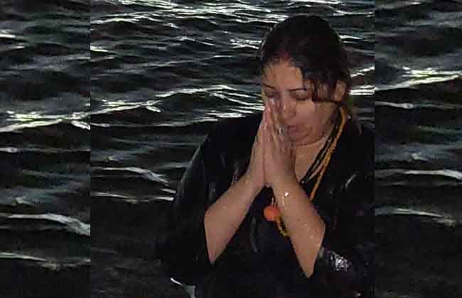 Smriti Irani at Kumbha Mela