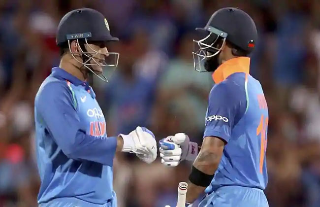 India vs Australia 2nd ODI: Virat Kohli, MS Dhoni shine as visitors level three-match series 1-1