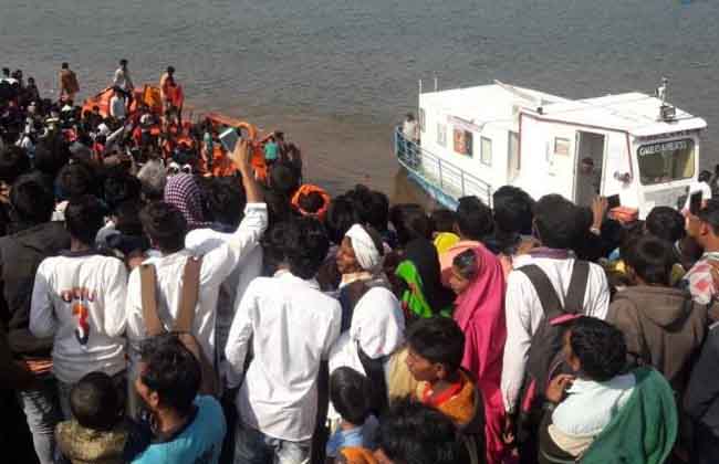 boat accident