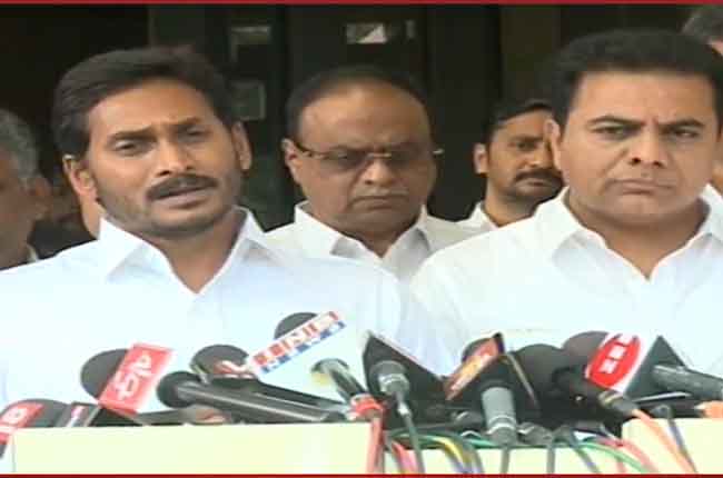 YSRCP Chief Jagan Support KCR Federal Front