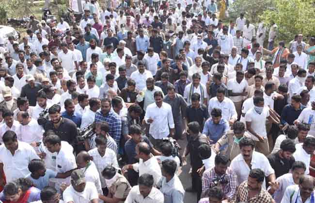 జగన్ పాదయాత్ర ఆఖరి రోజు జగన్ పాదయాత్ర ఆఖరి రోజు