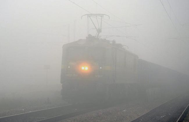 Over 1500 trains cacelled due to fog