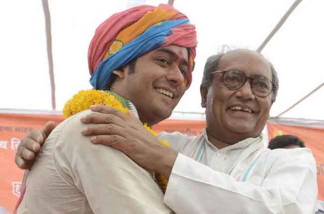 Digvijay singh Son Jaivardhan Singh Praises