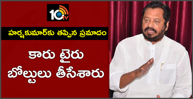 Harsha Kumar Escapes From Accident