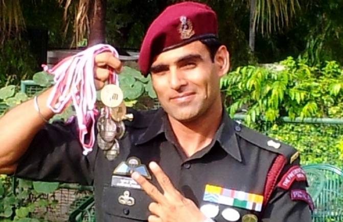 former soldier contest on Sonia Gandhi in lok sabha elections