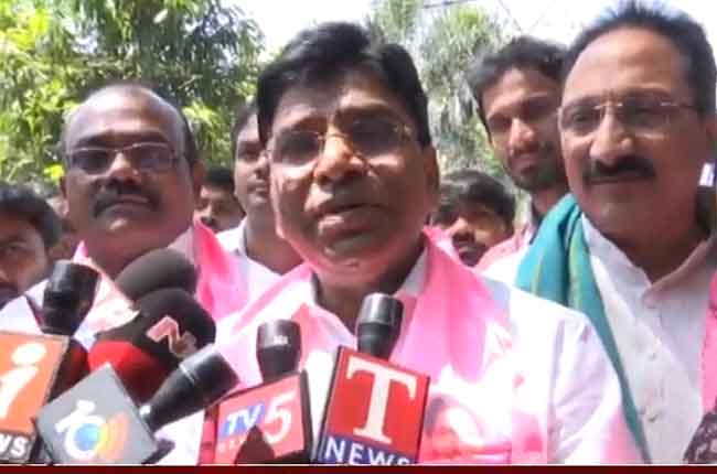 Nama Nageswara Rao joins TRS, contest from Khammam MP Seat
