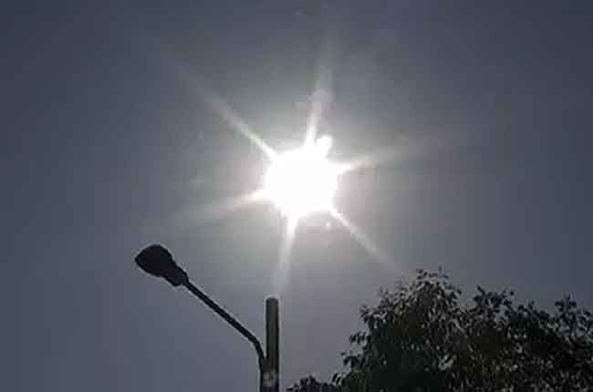 Temperature in Telangana Dist Ramagundam 40.4 Digress