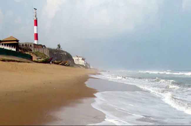 ఒడిశాలో హై అలర్ట్ : స్కూళ్లు, కాలేజీలు మూసివేత..వైద్య సిబ్బందికి సెలవులు రద్దు ఒడిశాలో హై అలర్ట్ : స్కూళ్లు, కాలేజీలు మూసివేత..వైద్య సిబ్బందికి సెలవులు రద్దు