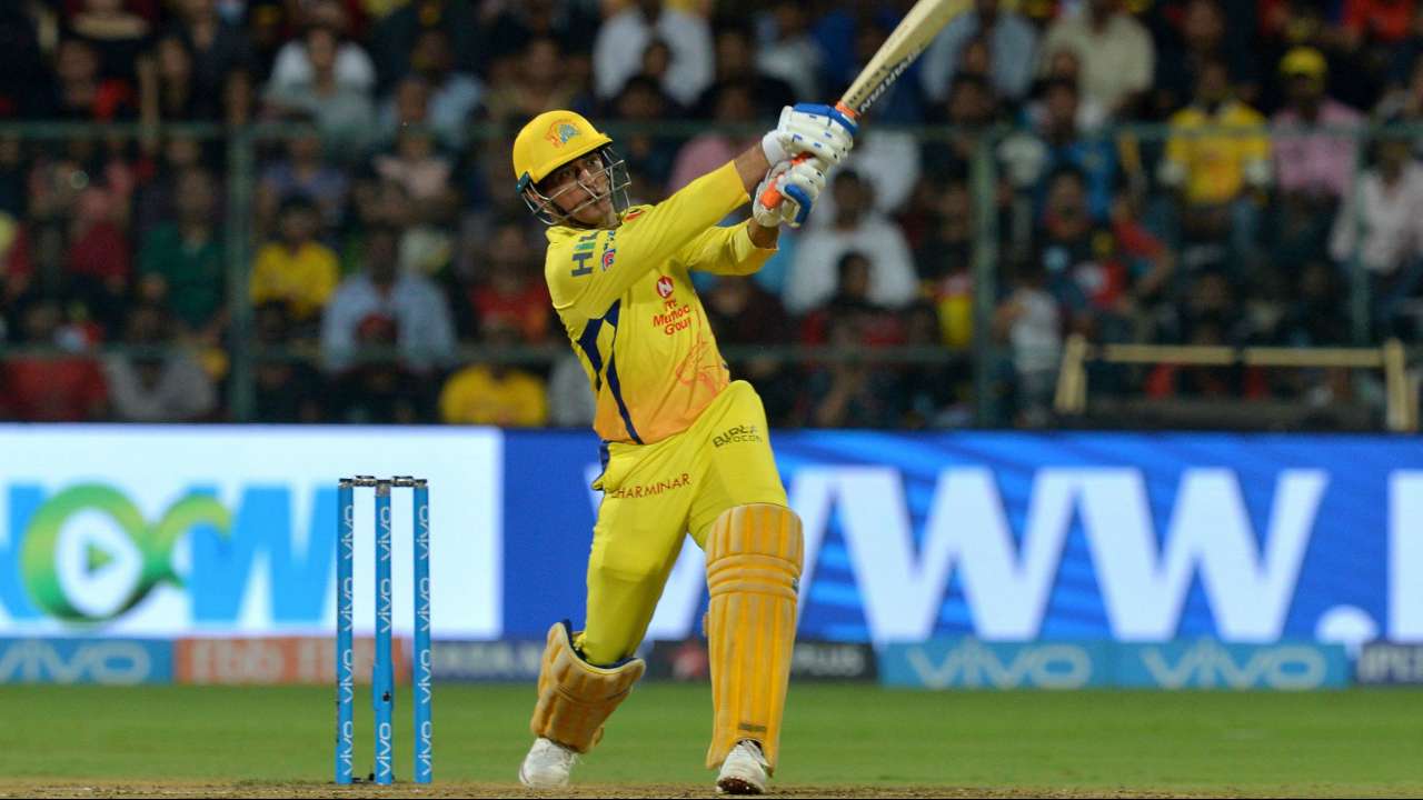 CSKvsDC: మిస్టర్ కూల్ వచ్చాడు, ఢిల్లీ టార్గెట్ 180 CSKvsDC: మిస్టర్ కూల్ వచ్చాడు, ఢిల్లీ టార్గెట్ 180