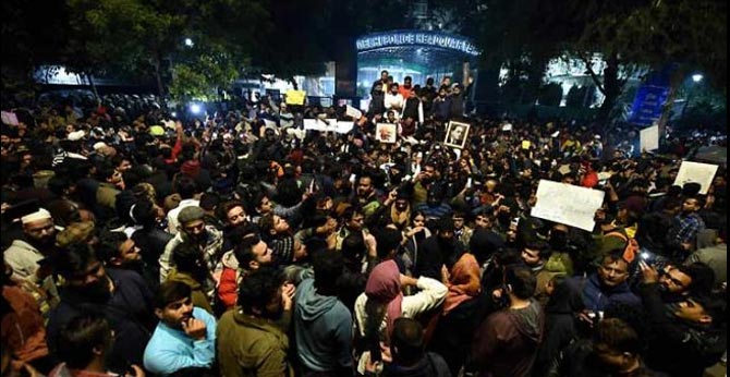 10 Arrested For Jamia Violence, None Are Students