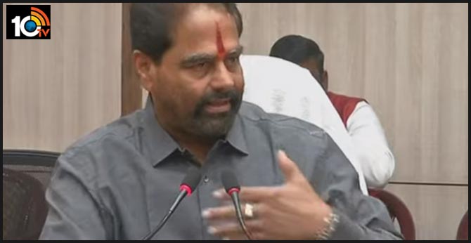 ఎవ్వర్నీ వదలం : అమరావతి రాజస్థాన్ ఎడారిలా ఉంది : స్పీకర్ తమ్మినేని ఎవ్వర్నీ వదలం : అమరావతి రాజస్థాన్ ఎడారిలా ఉంది : స్పీకర్ తమ్మినేని