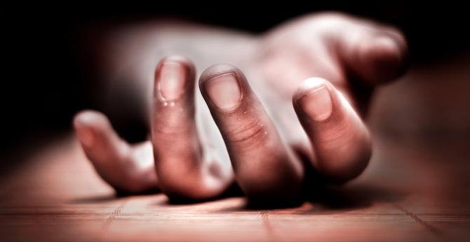 Acid drink Intoxicated with alcohol, dead
