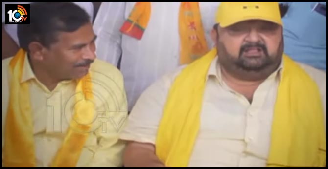 Families of Manganti and Pinnamaneni may be declared Political Retirement? 