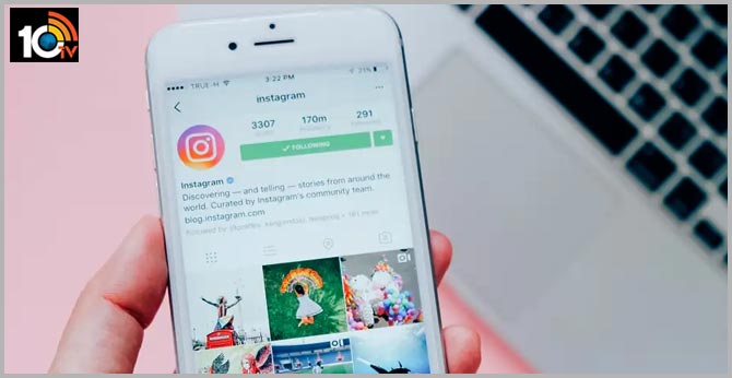 How to share an Instagram post with people on Instagram or off of the app
