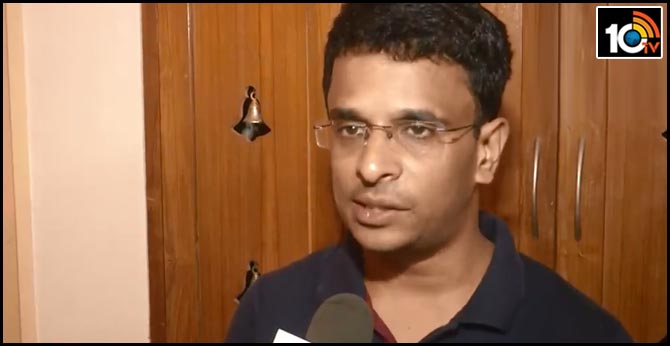 విక్రమ్ ల్యాండర్.. రోజుకి 7-8 గంటలు స్కాన్ చేశాను : షణ్ముగ సుబ్రమణియన్ విక్రమ్ ల్యాండర్.. రోజుకి 7-8 గంటలు స్కాన్ చేశాను : షణ్ముగ సుబ్రమణియన్