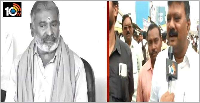 పెద్దిరెడ్డీ..30 రాజధానులు మీ సొంత డబ్బులతో కడతారా? పెద్దిరెడ్డీ..30 రాజధానులు మీ సొంత డబ్బులతో కడతారా?