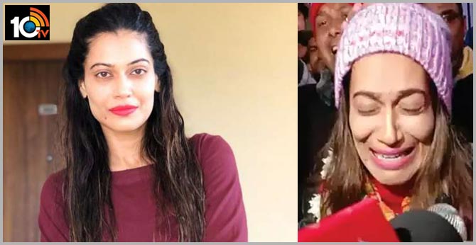 Spent sleepless night in jail Payal Rohatgi