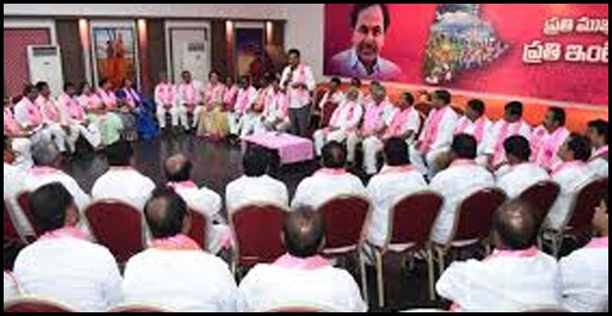 TRS MLAs complains to Party Highcomand on MLCs