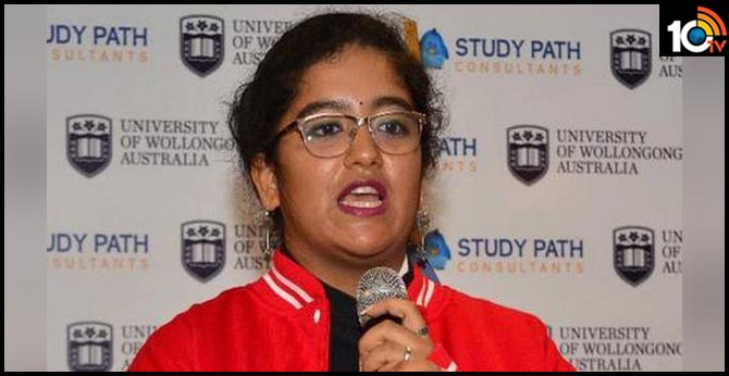 కవితలతో రూ.50లక్షలు గెలుచుకున్న హైదరాబాద్ అమ్మాయి కవితలతో రూ.50లక్షలు గెలుచుకున్న హైదరాబాద్ అమ్మాయి
