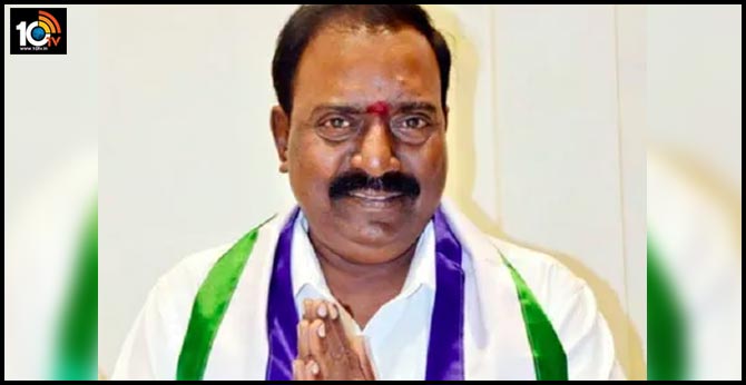 ఈయనే తిరుపతి ఎంపీ.. అందరికి అపరిచితుడే! ఈయనే తిరుపతి ఎంపీ.. అందరికి అపరిచితుడే!
