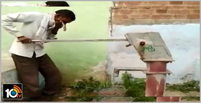 blood pieces of flesh and bones coming out of the hand pump with water In hamirpur UP