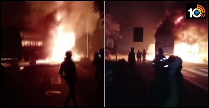 20 charred to death as bus bursts into flames after accident in UP's Kannauj