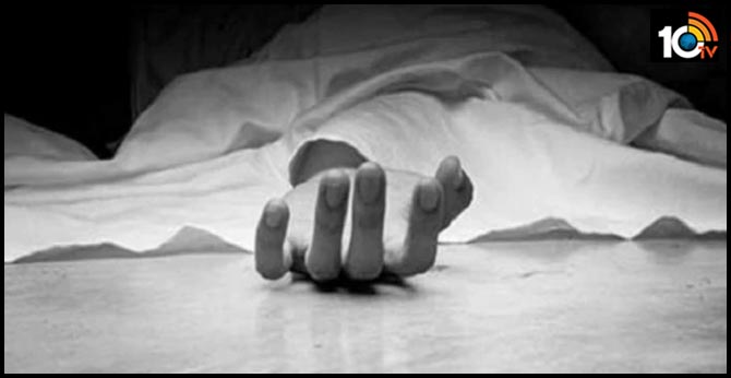 A son commits suicide, he could not tolerate his father's death
