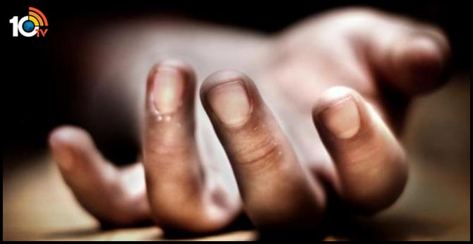 A woman killed by her paramour in visakhapatnam