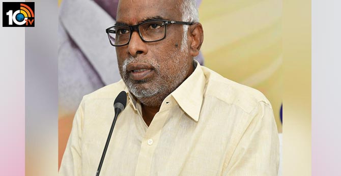 వైసీపీలో చేరతారా?: ఎమ్మెల్సీ పదవికి డొక్కా గుడ్ బై! వైసీపీలో చేరతారా?: ఎమ్మెల్సీ పదవికి డొక్కా గుడ్ బై!