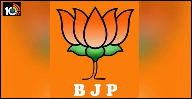Every leader has different Group Politics in Telangana BJP Leaders 