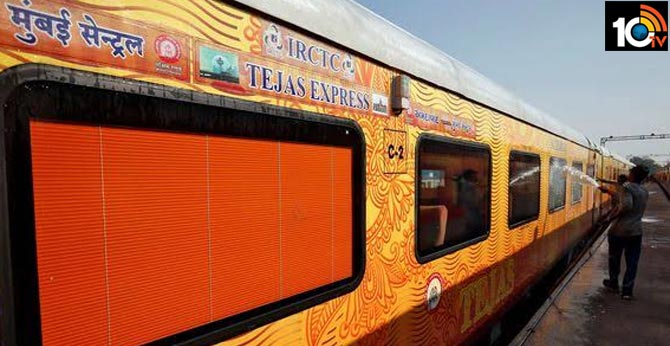 గంటన్నర ఆలస్యంగా వచ్చిన రైలు: ప్రయాణికులకు IRCTC నష్టపరిహారం గంటన్నర ఆలస్యంగా వచ్చిన రైలు: ప్రయాణికులకు IRCTC నష్టపరిహారం