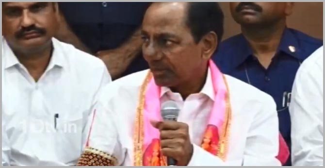 KCR strong warning to Oppositions of allegations on social media