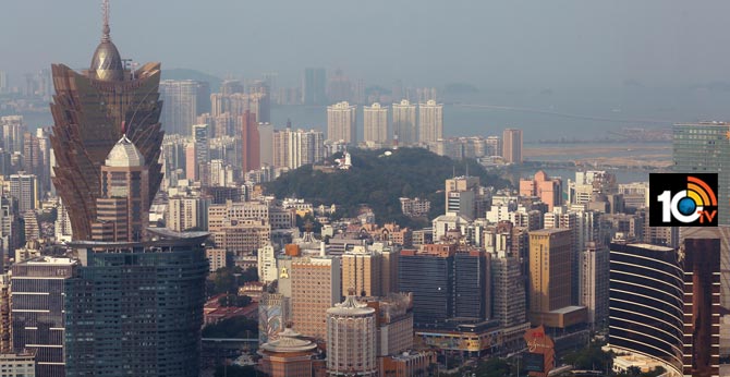 Macau, World's Biggest Gambling Hub, Turns Into Ghost Town