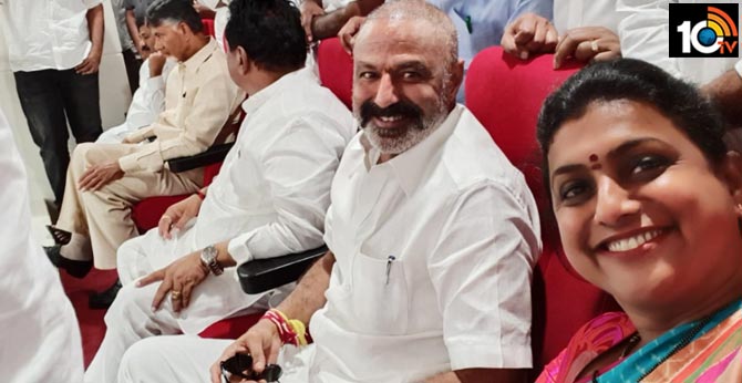 వైసీపీ ఎమ్మెల్యేలతో బాలయ్య.. ఫ్రేములో రోజా కూడా! వైసీపీ ఎమ్మెల్యేలతో బాలయ్య.. ఫ్రేములో రోజా కూడా!