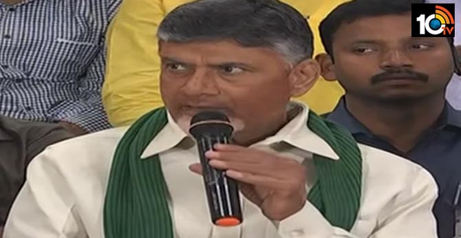 మచిలీపట్నంలో బాబు..హారతులతో స్వాగతం మచిలీపట్నంలో బాబు..హారతులతో స్వాగతం