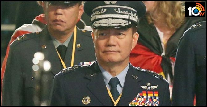 Taiwan army chief dead in helicopter crash