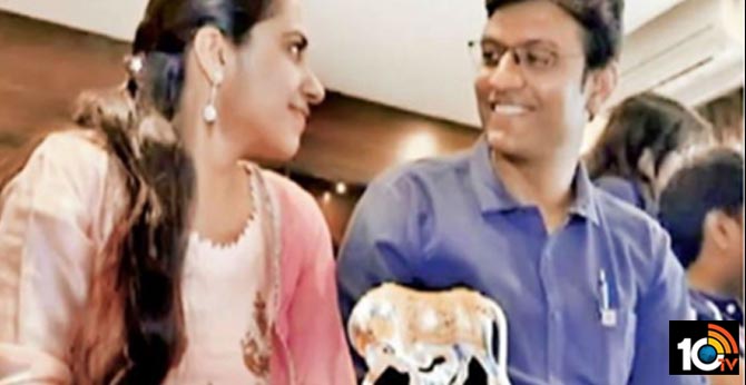 Wedding cards in Sanskrit, couple to marry in vedic custom with witness of cow