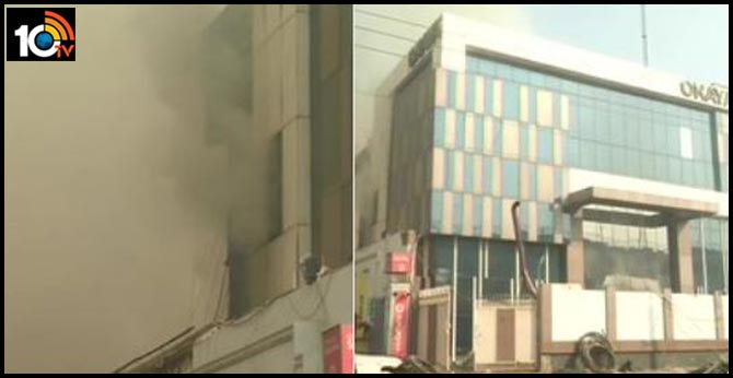 ఢిల్లీ ఫ్యాక్టరీలో పేలుడు : కుప్పకూలిన భవనం..శిథిలాల్లో చిక్కుకున్న కార్మికులు ఢిల్లీ ఫ్యాక్టరీలో పేలుడు : కుప్పకూలిన భవనం..శిథిలాల్లో చిక్కుకున్న కార్మికులు