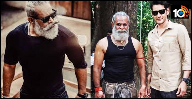 20ఇయర్స్ ఇండస్ట్రీ: రమణా లోడ్ ఎత్తాలిరా.. చెక్ పోస్ట్ పడతాది 20ఇయర్స్ ఇండస్ట్రీ: రమణా లోడ్ ఎత్తాలిరా.. చెక్ పోస్ట్ పడతాది