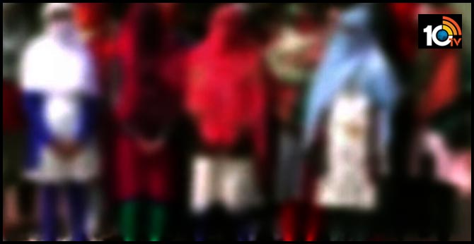 ఉమెన్ కాలేజ్లో టీచర్ల దారుణం..68 మంది బాలికల బట్టలు విప్పించి.. ఉమెన్ కాలేజ్లో టీచర్ల దారుణం..68 మంది బాలికల బట్టలు విప్పించి..