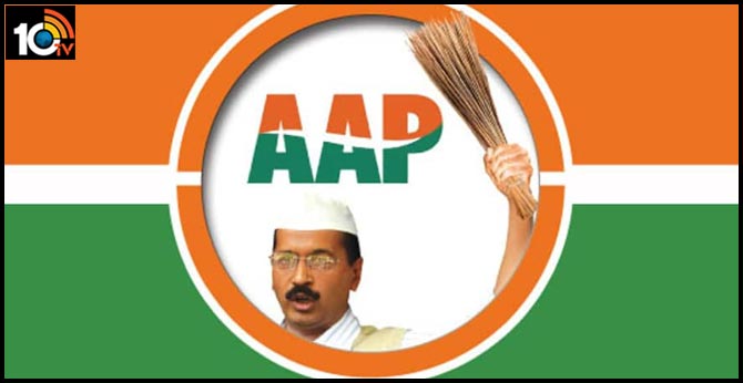 AAP lead mejority seats in delhi election results