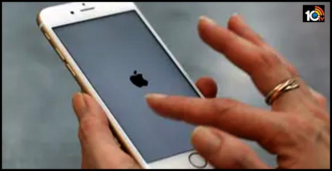 Apple fined for slowing down old iPhones