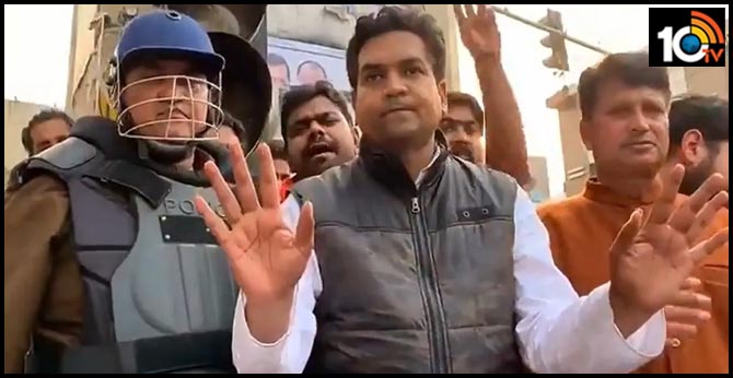 'Bas teen din hain aapke paas': BJP's Kapil Mishra issues ultimatum to Delhi Police over anti-CAA protests