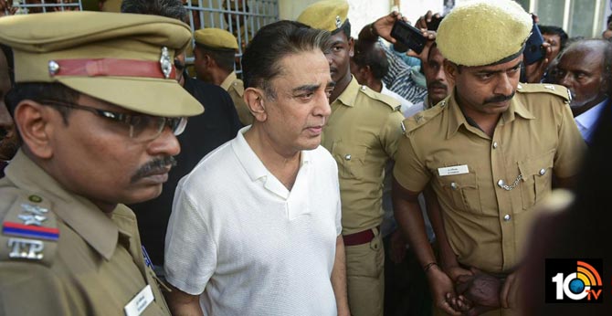 Chennai Cops Issue Notice To Kamal Haasan Over Accident