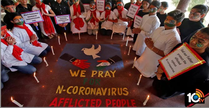కరోనా ఎఫెక్ట్ : బాలీవుడ్ సినిమాలు ఆడేది లేదు.. విమానాలు ఎక్కేది లేదు కరోనా ఎఫెక్ట్ : బాలీవుడ్ సినిమాలు ఆడేది లేదు.. విమానాలు ఎక్కేది లేదు