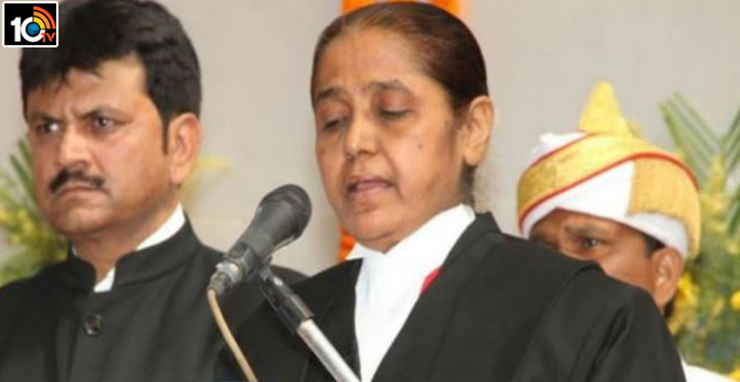 Supreme Court Justice faints in courtroom during hearing of Nirbhaya gang rape case