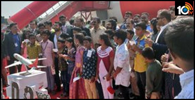సూర్య సర్ప్రైజ్ – విద్యార్థుల ముఖాల్లో వెల్లివిరిసిన ఆనందం సూర్య సర్ప్రైజ్ – విద్యార్థుల ముఖాల్లో వెల్లివిరిసిన ఆనందం