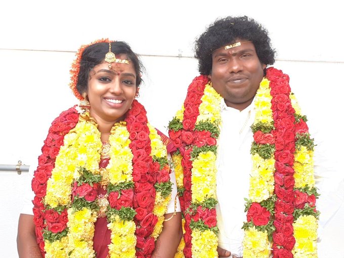 Kollywood Popular Comedian Yogi Babu Married to Manju Parkavi