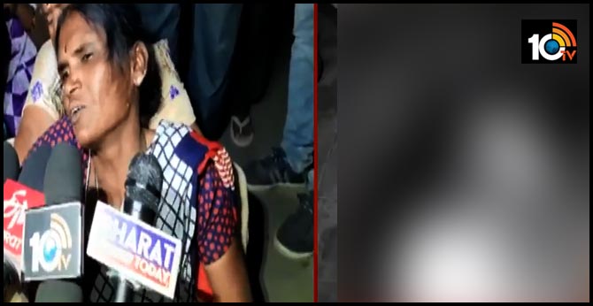 మర్డర్ మిస్టరీ : గొంతు కోసి.. ఇంటర్ విద్యార్థిని దారుణ హత్య మర్డర్ మిస్టరీ : గొంతు కోసి.. ఇంటర్ విద్యార్థిని దారుణ హత్య